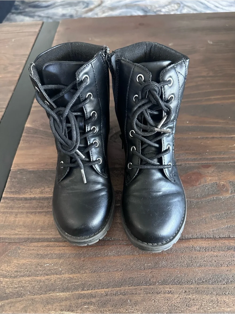 The Children's Place Black Lace-Up Side-Zip Kids Ankle Boots size 2